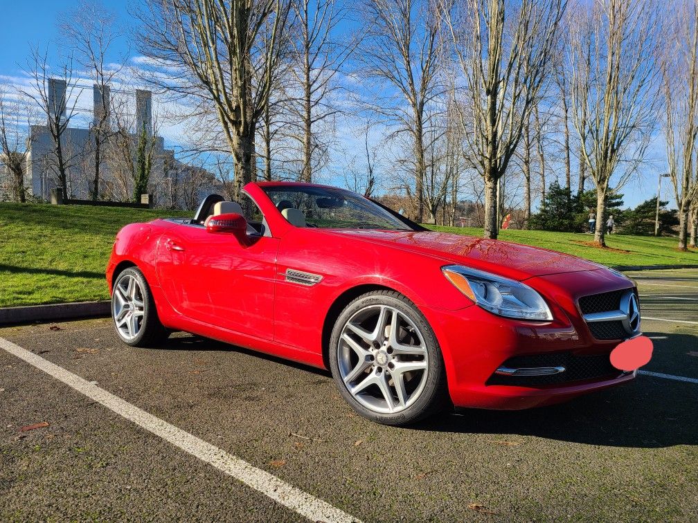 2015 Mercedes-Benz SLK