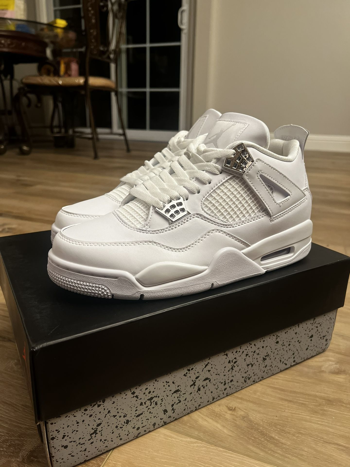 Jordan 4 Pure Money size 10.