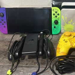 Nintendo Switch – OLED Model Splatoon 3 Edition ( game lego world included) + pokemon pikachu contro