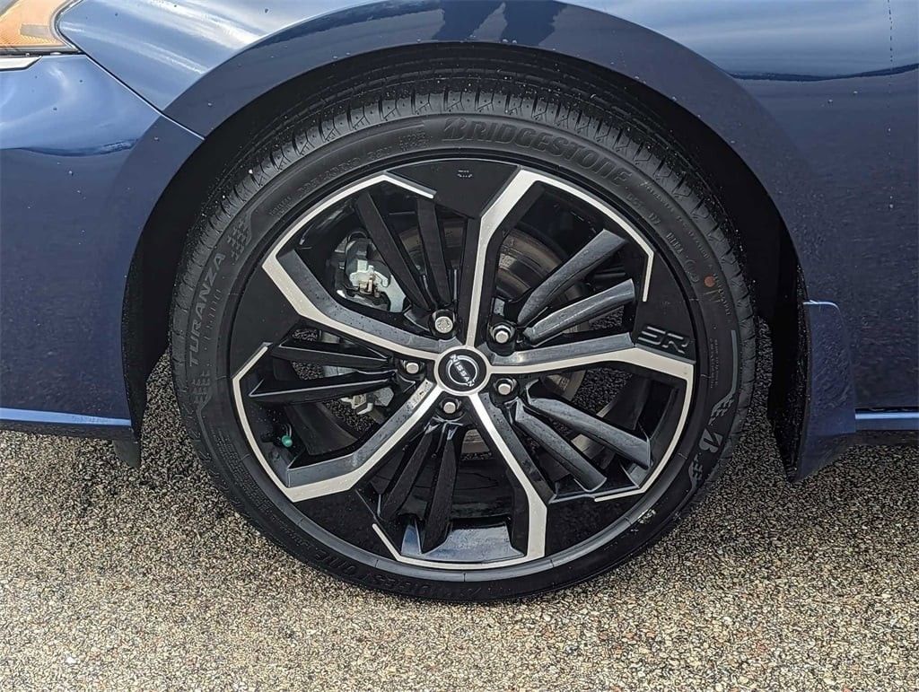 Nissan Quest Wheels Rims Lights Mirrors
