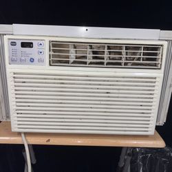 GE 8,000 BTU Air Conditioner 