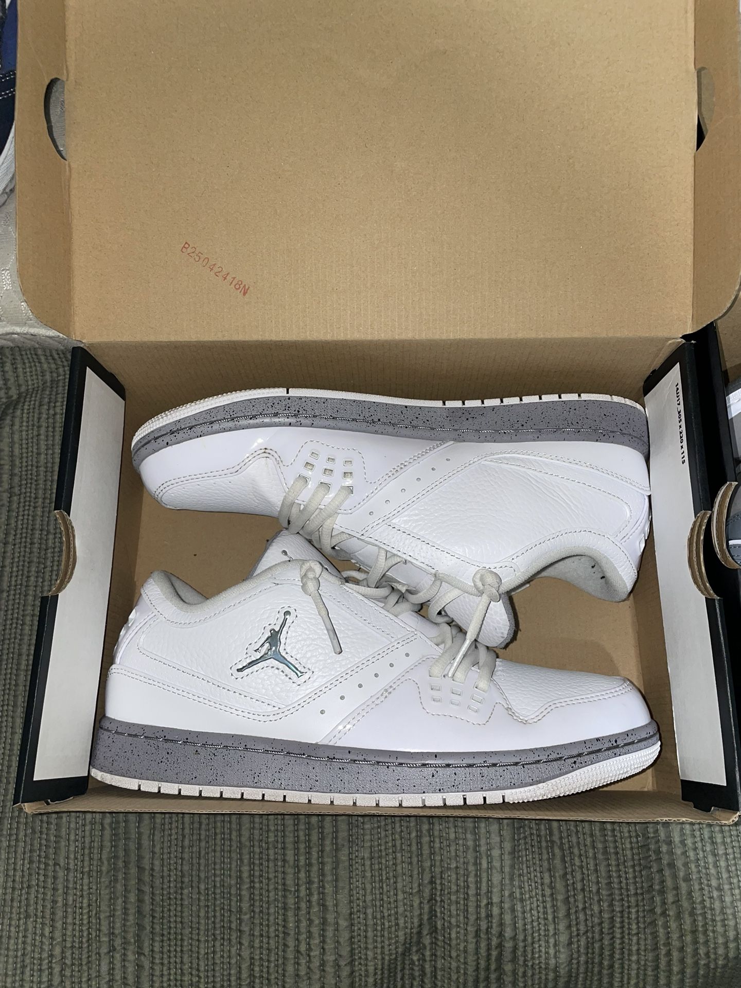 Jordan 1 Flight Lows