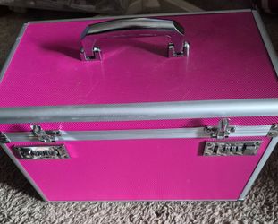 Pink makeup carrying case