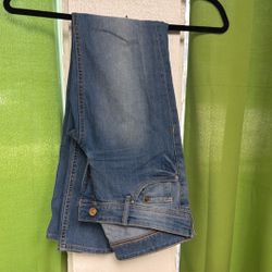 H&M Depre Skinny Jean 27/30 $3