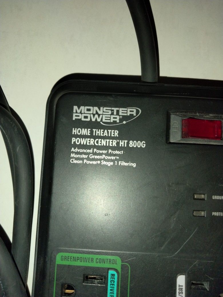 Monster Power Home Theater Power Center Ht 800 G