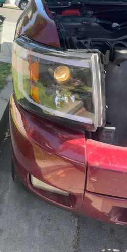 2007-2013 Chevy Silverado Headlight