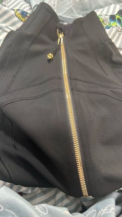 gold and black Lululemon define jacket size 2