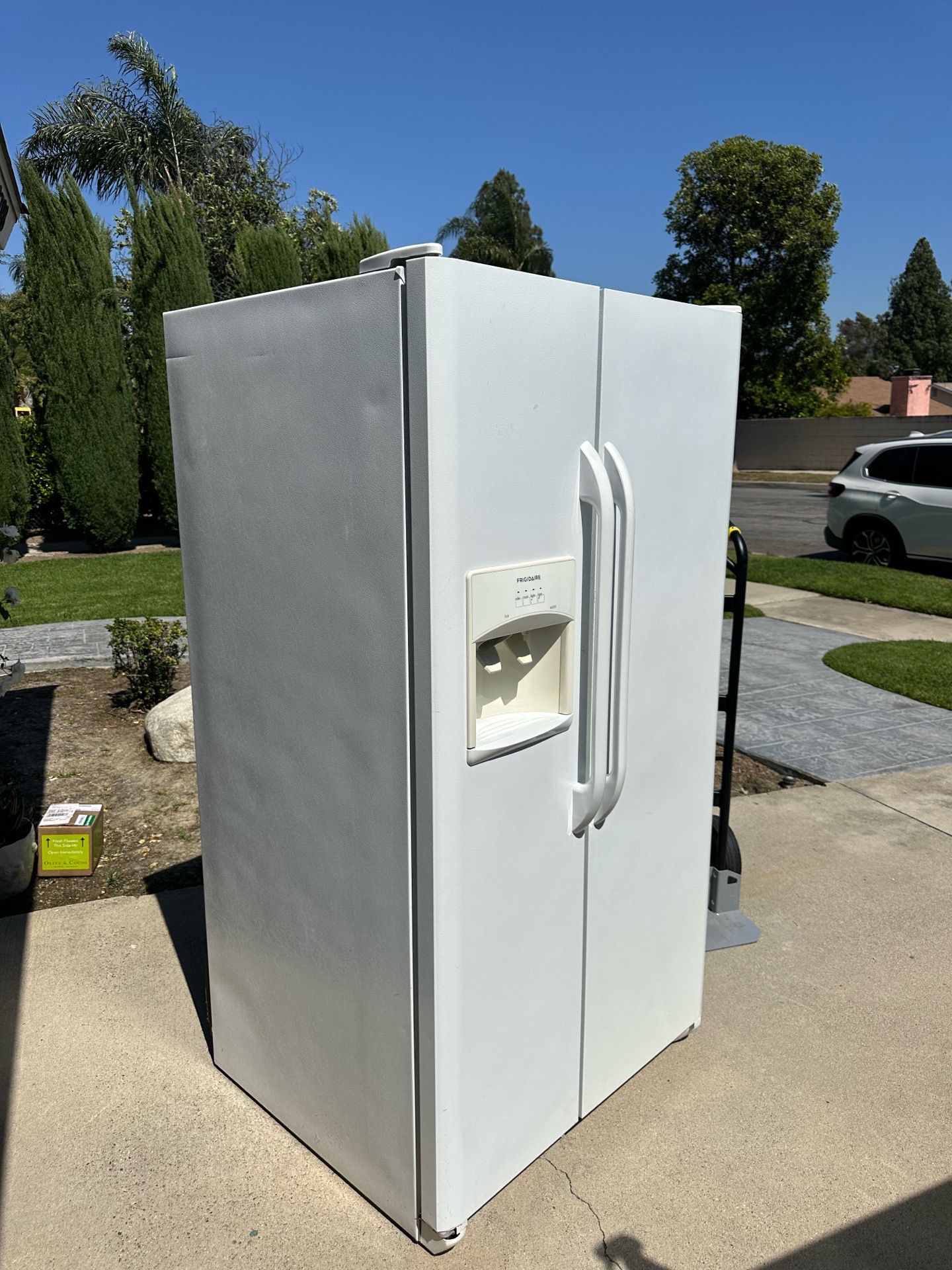 Refrigerator