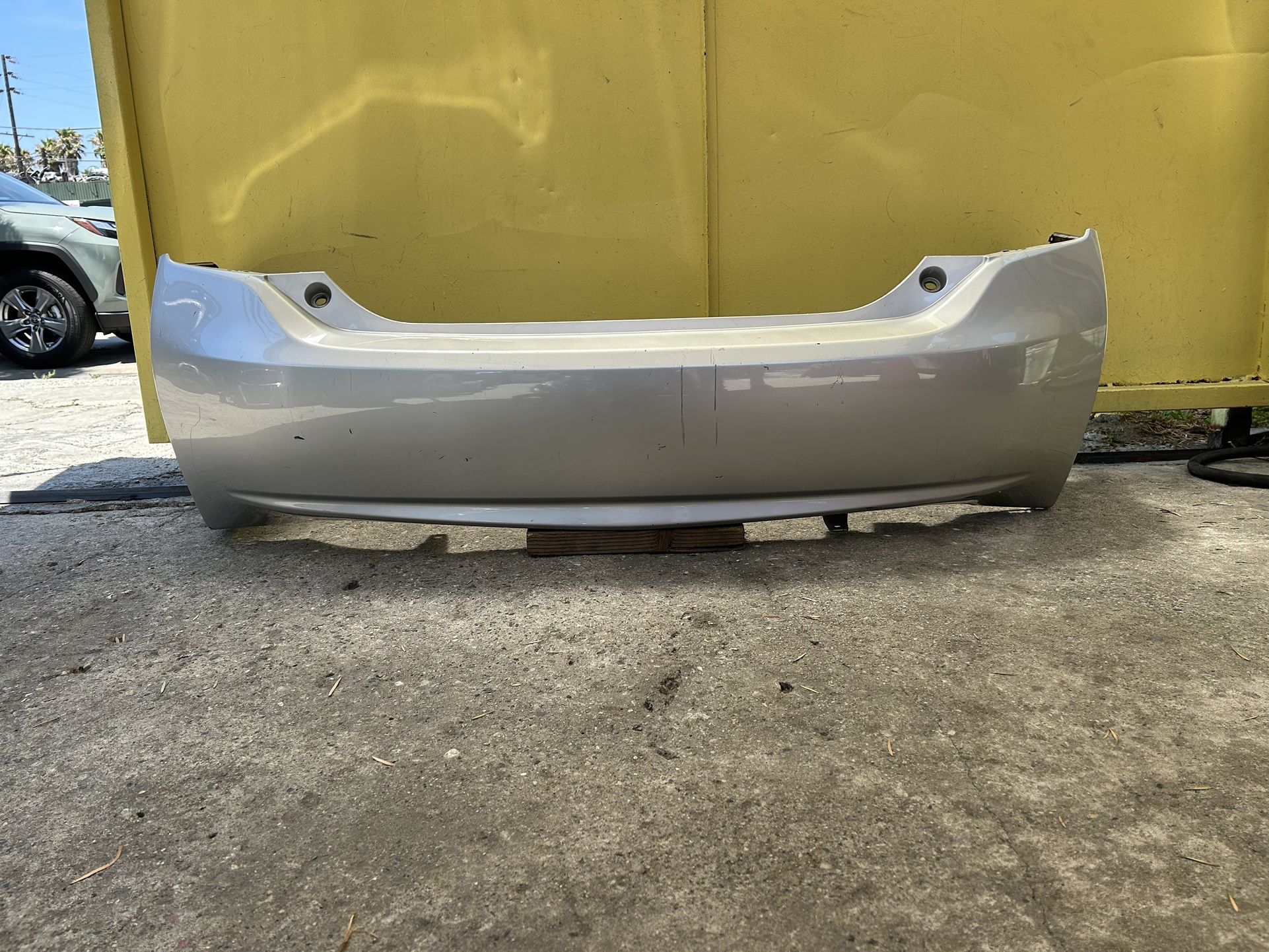 2010-2015 TOYOTA PRIUS REAR BUMPER OEM for Sale in Wilmington, CA - OfferUp