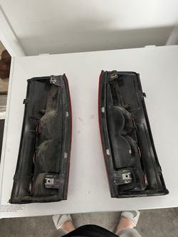 1998 Chevy Silverado 1500 OEM Tail Lights