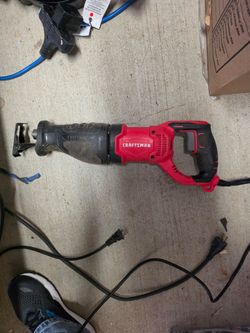 CRAFTSMAN 7.5 -Amp Variable Speed Reciprocating Saw ( )
