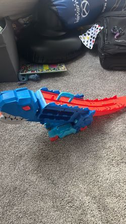 Hot Wheels T-Rex Dinosaur Transporter