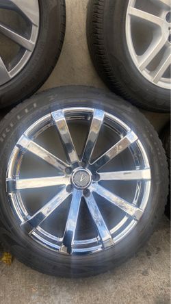 Size 20 chrome rims all 4