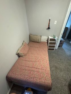 🛏️ Full Size Mattress – Clean & Comfortable – $50 🛏️