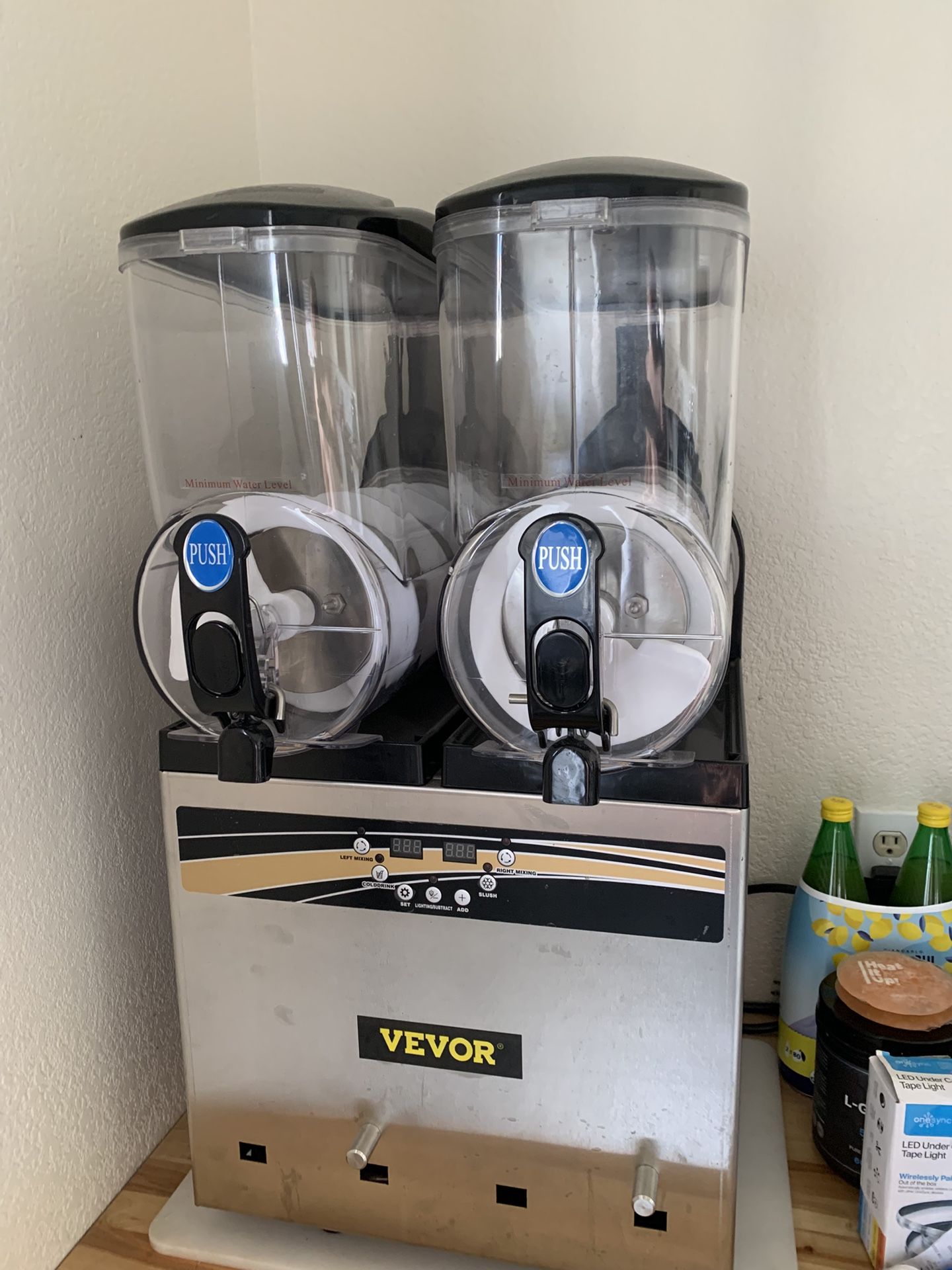 VEVOR Commercial Slushy Machine, 15Lx2 Tank Margarita Maker, 1000W Stainless Steel Smoothie Frozen Drink Maker for Supermarkets Cafés Restaurants Bars