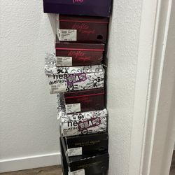 $20 Total = 9 Pairs Size 12 Women’s Shoes