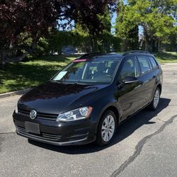 2017 Volkswagen Golf SportWagen