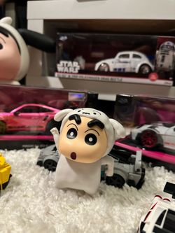 Crayon Shin-chan Dog Costume Mini Figure
