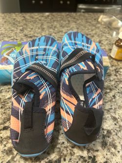 Water shoes