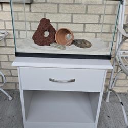 Fish Tank - 10 Gallons with stand 