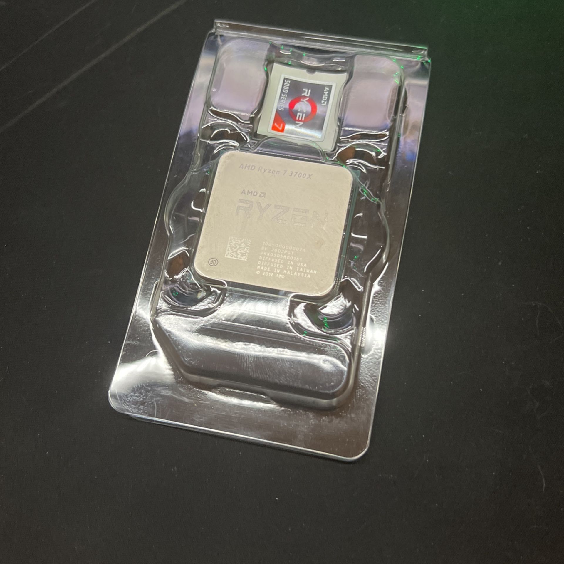 AMD Ryzen 7 3700x