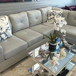 Sectional Sofá Brand New In Box