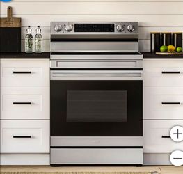 Samsung 6.3 cu.ft. Freestanding Electric Range W / Air Fry & Griddle