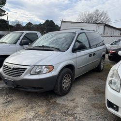 2001 Chrysler Voyager