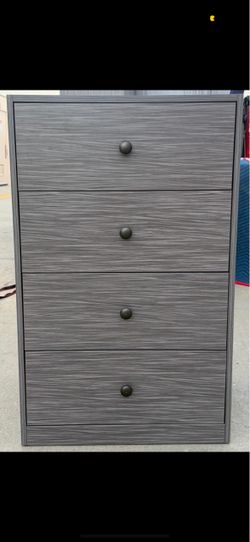 Kent 4 drawer chest (heavy weights 163 lbs)