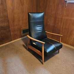 Milo Baughman Mid Century Recliner