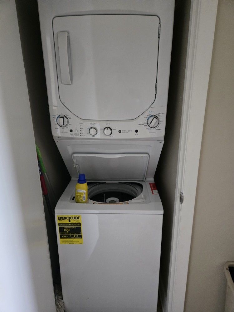 GE Electric Stackable Washer/Dryer