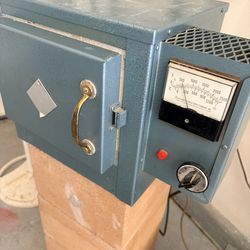 Kiln (All Craft) in Excellent Condition, Heats to 2500 Degrees.