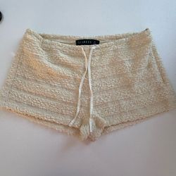 LIONESS RUFFLED SHORTS