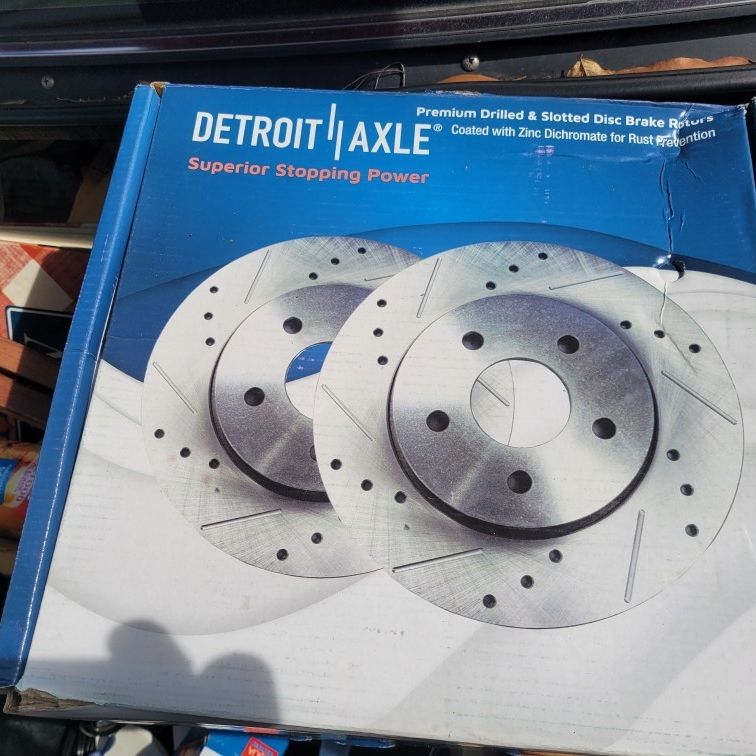 2017 Hyundai Elantra Rear Rotors And Brake Pads 