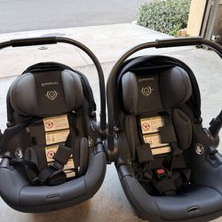 Uppababy Aria carseats