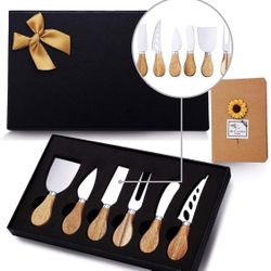 Cheese knives set