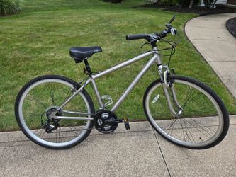 Schwinn Trailways Hybrid