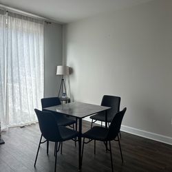 Dining table with Chairs