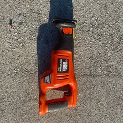 Black and Decker 14.4V Reciprocating Saw. 15$