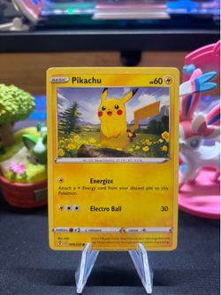 Pokemon TCG Pikachu Evolving Skies 043/203 Common - Near Mint NM