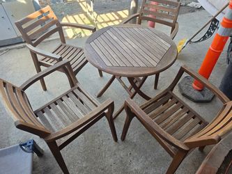 Outside interiors 5 piece outdoor patio set
