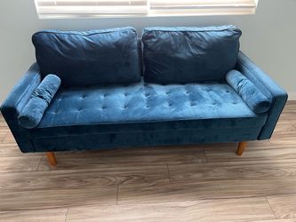 Sofa modern/ minimalist 70 ‘s style