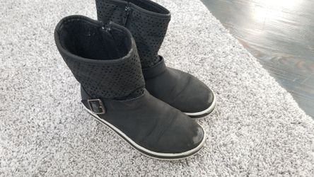 Size 1 girls boots