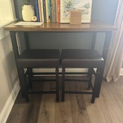 Counter Height Table And Stools 