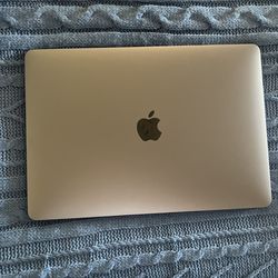 MacBook Pro 13"