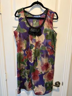 Simply Vera Vera Wang Sleeveless Floral Dress with Belt Loop women’s size Medium