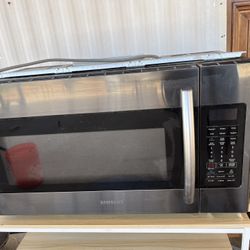 Samsung Microwave And Window 