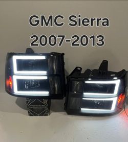 GMC Sierra 2007-2013 Headlights