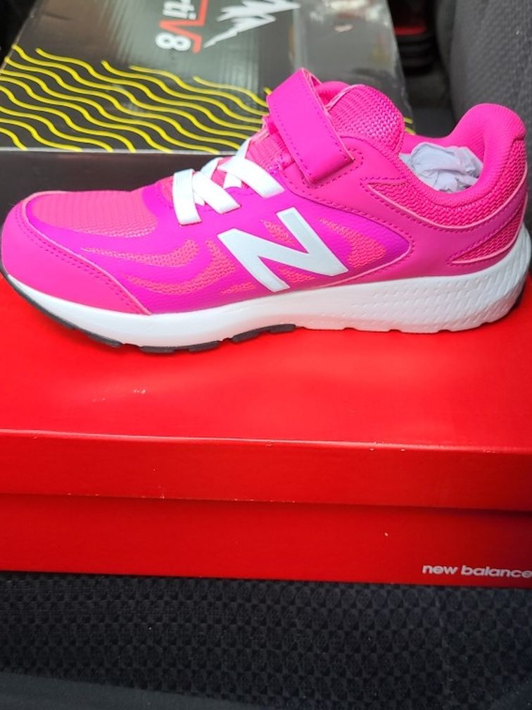 Girl New Balance