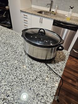 CrockPot 7qt Slow Cooker for Sale in West Mclean, VA - OfferUp